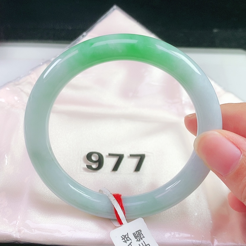【闪购商品】未镶嵌手镯翡翠