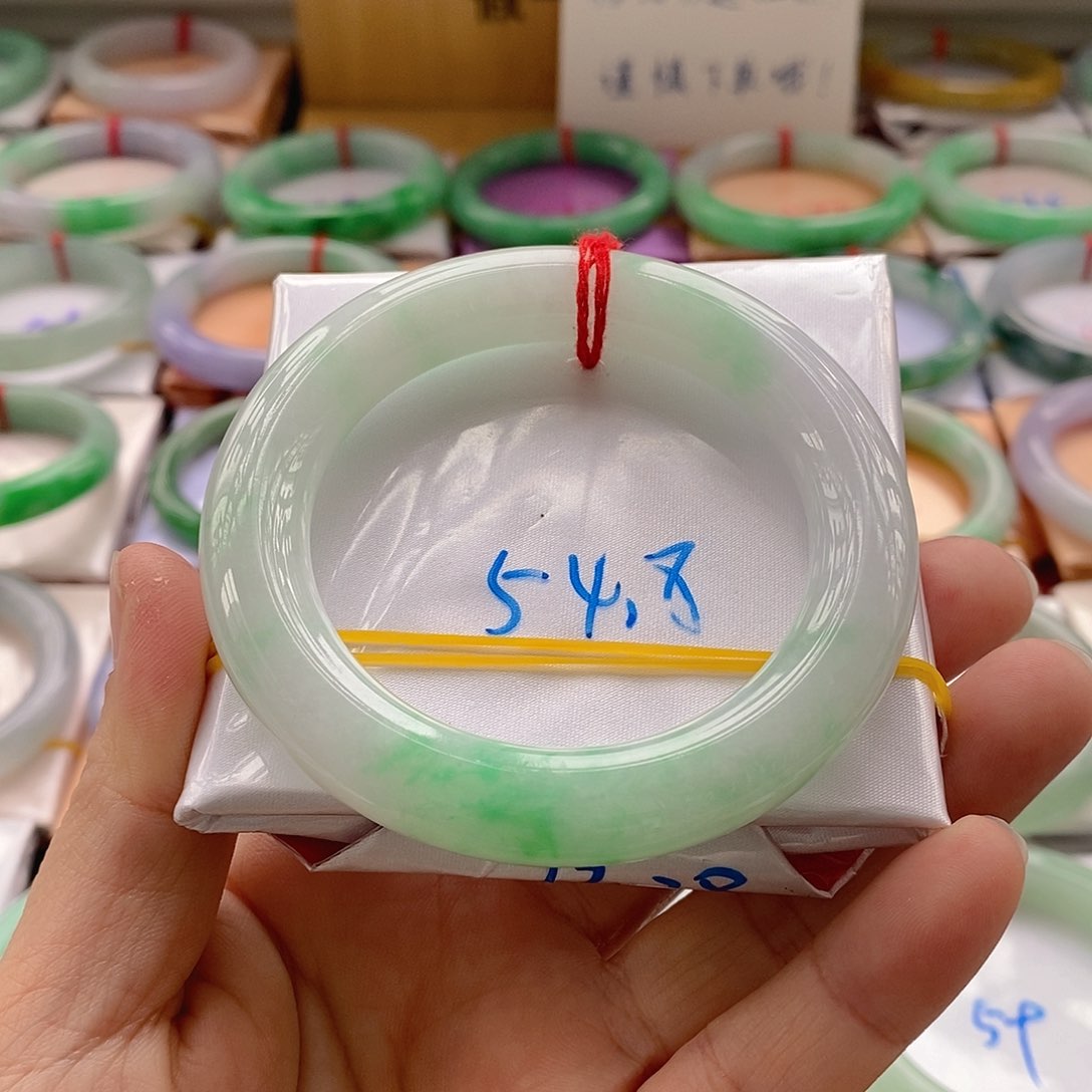 翡翠手镯未镶嵌6号