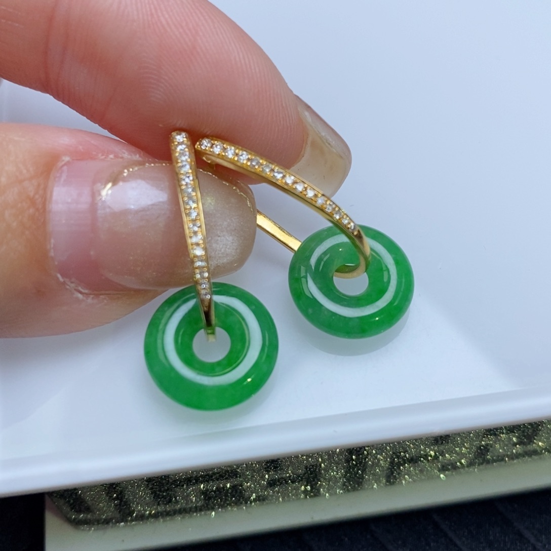 翡翠18K金镶嵌耳饰甜甜圈
