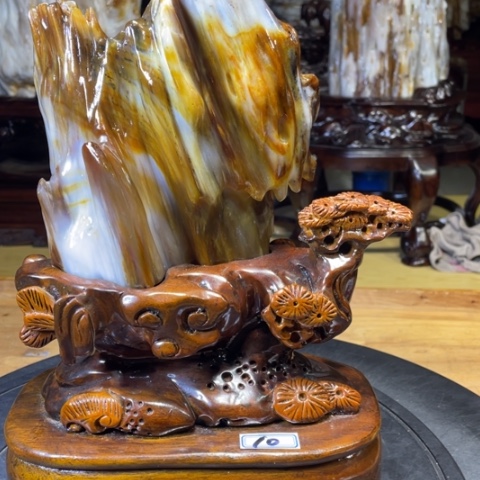 硅化玉未镶嵌珠宝奇石