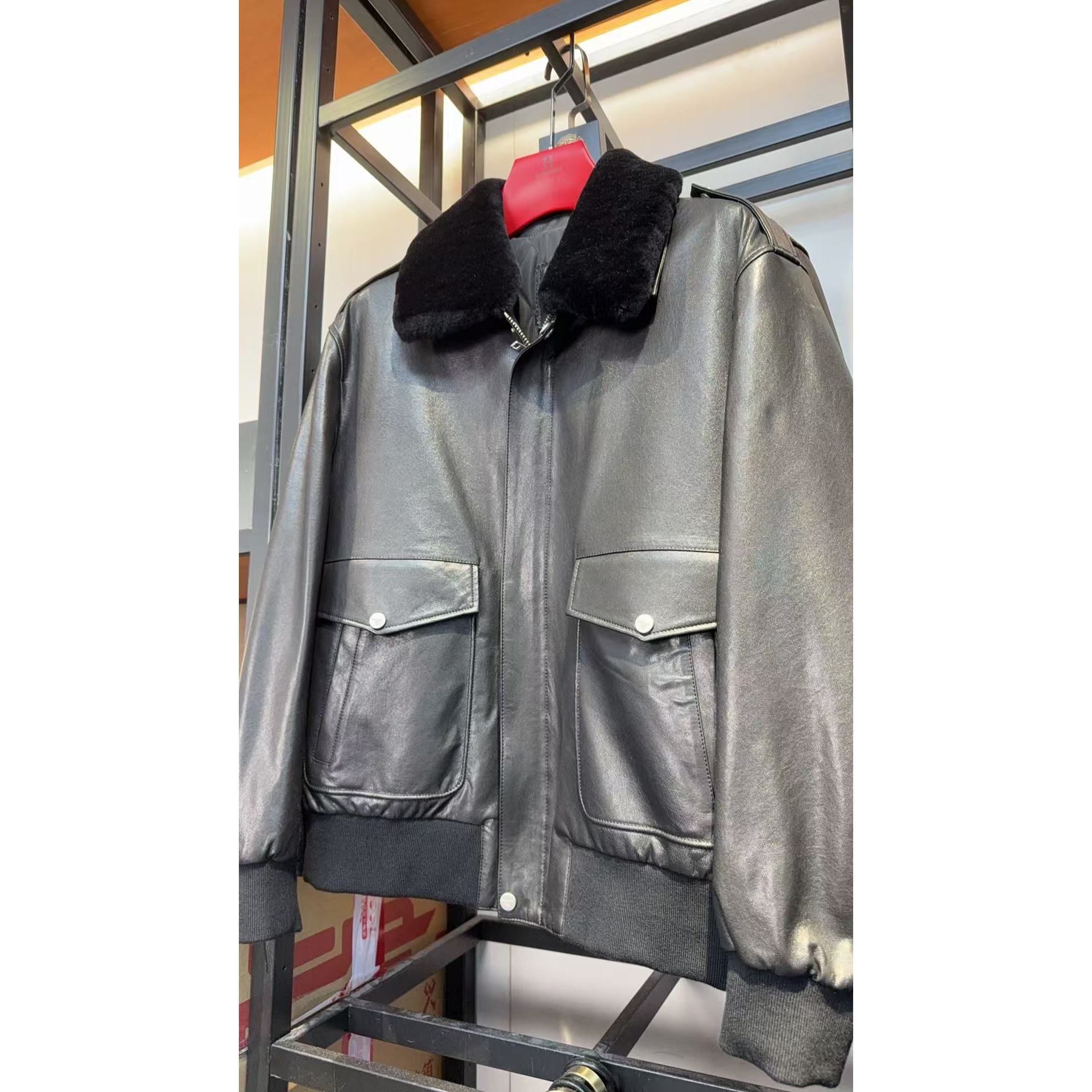 男装尾货 秋冬款商务百搭时尚轻奢皮衣8971