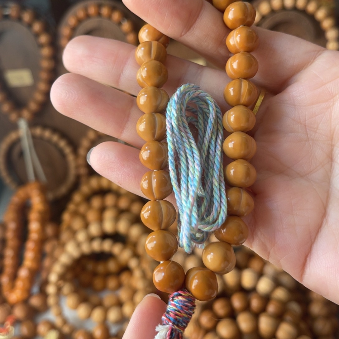 1***）吊坠猴头核桃小屁桃手持