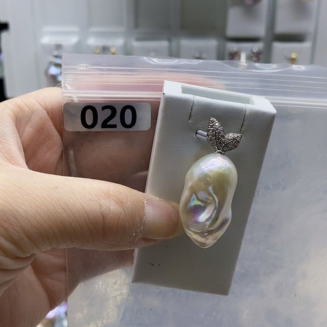 颈饰合金淡水珍珠