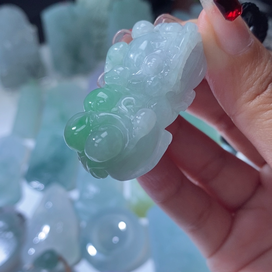 定制翡翠未镶嵌天然翡翠