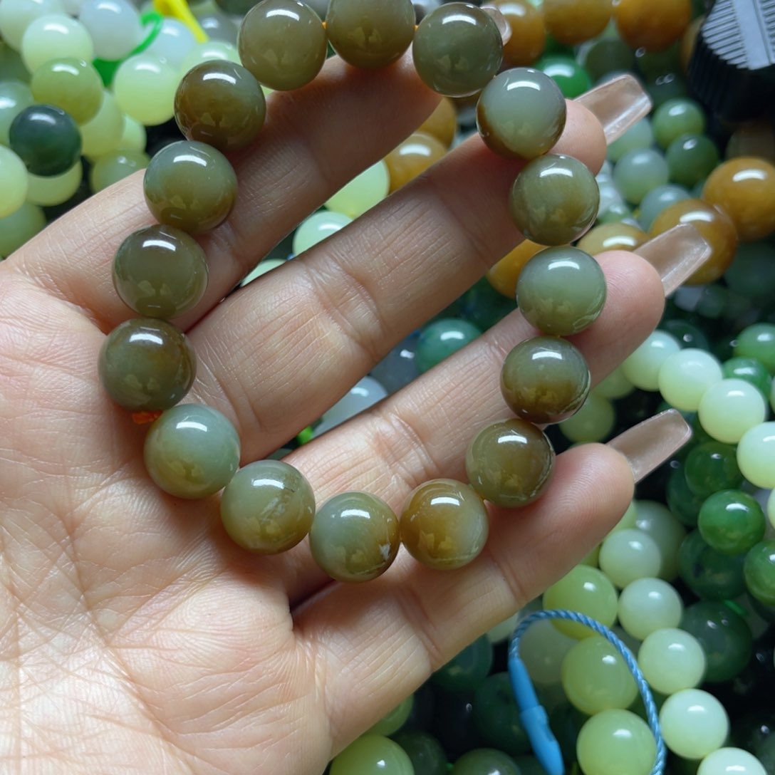 和田玉手链未镶嵌