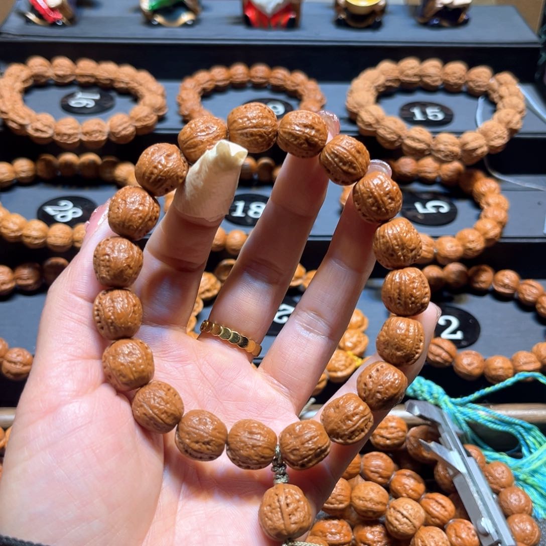 文玩核桃手串子**王精品