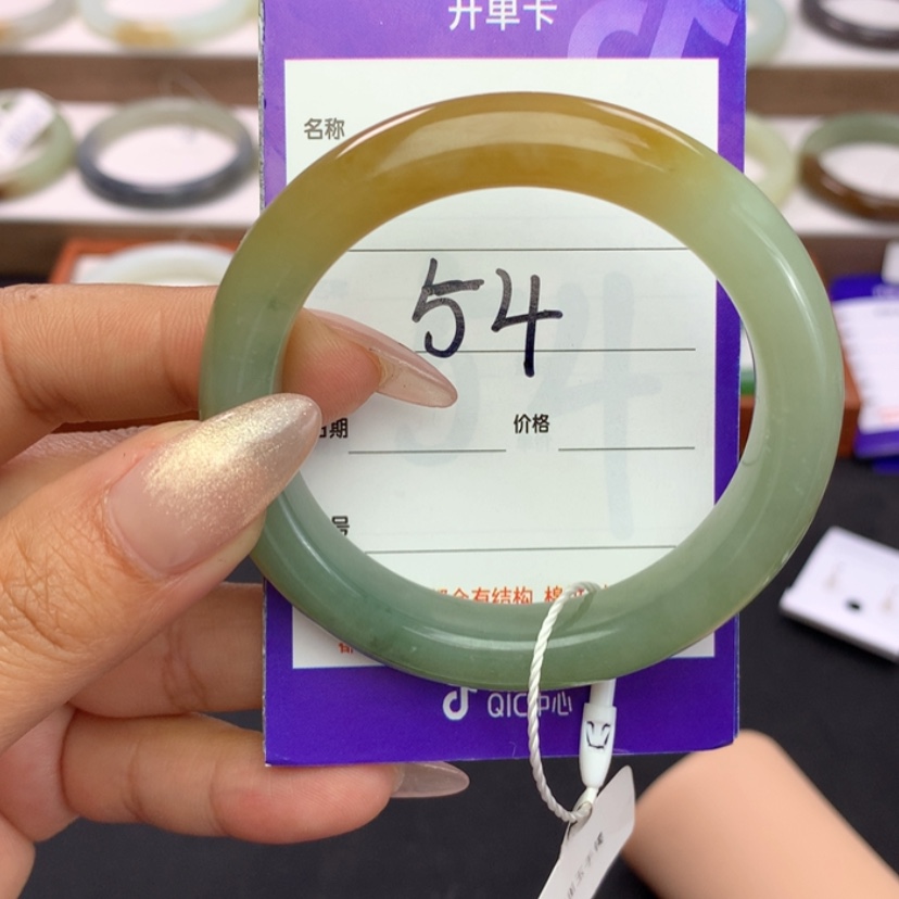 【闪购商品】和田玉手镯未镶嵌