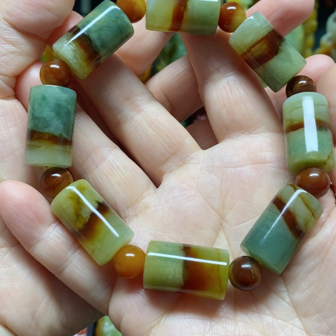 未镶嵌蛇纹石玉手链