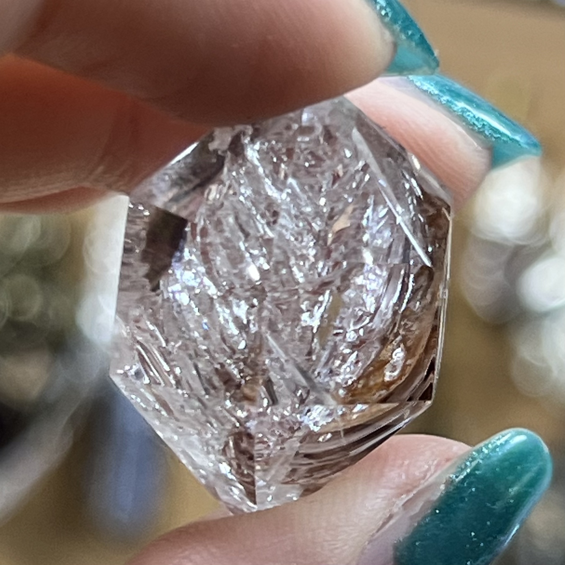 红泥骸骨水晶一物一图