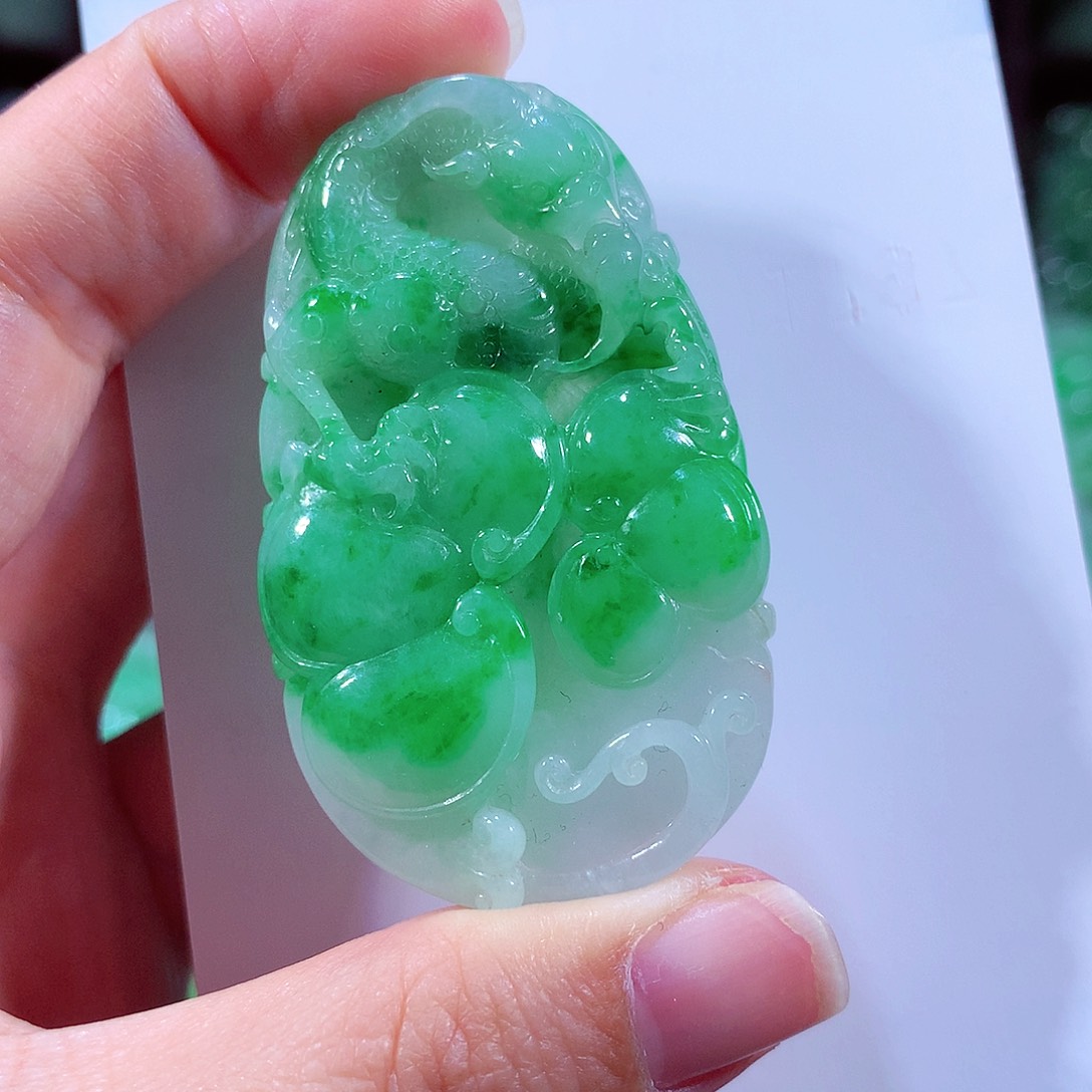 翡翠吊坠(不含链)未镶嵌