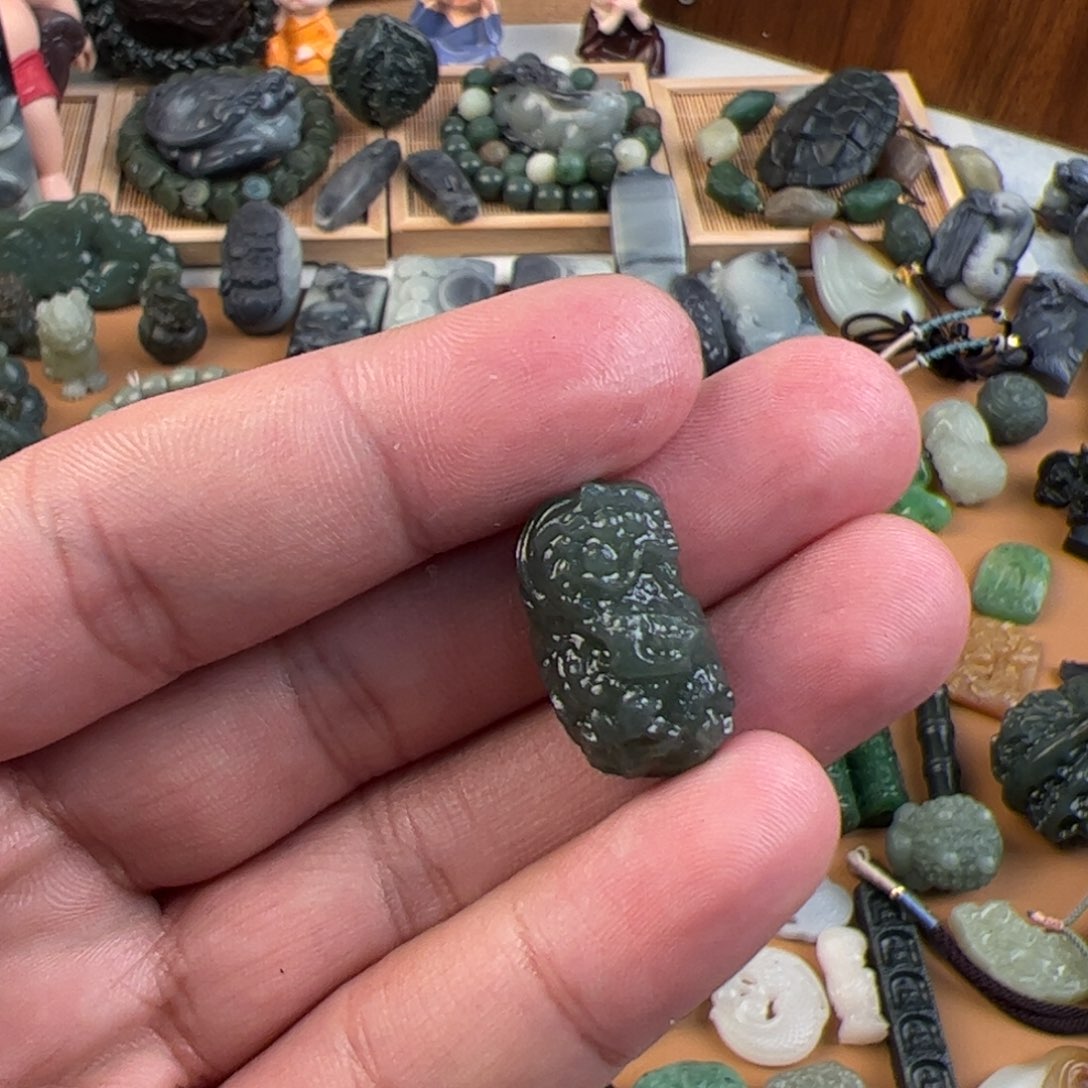 和田玉颈饰未镶嵌b***y