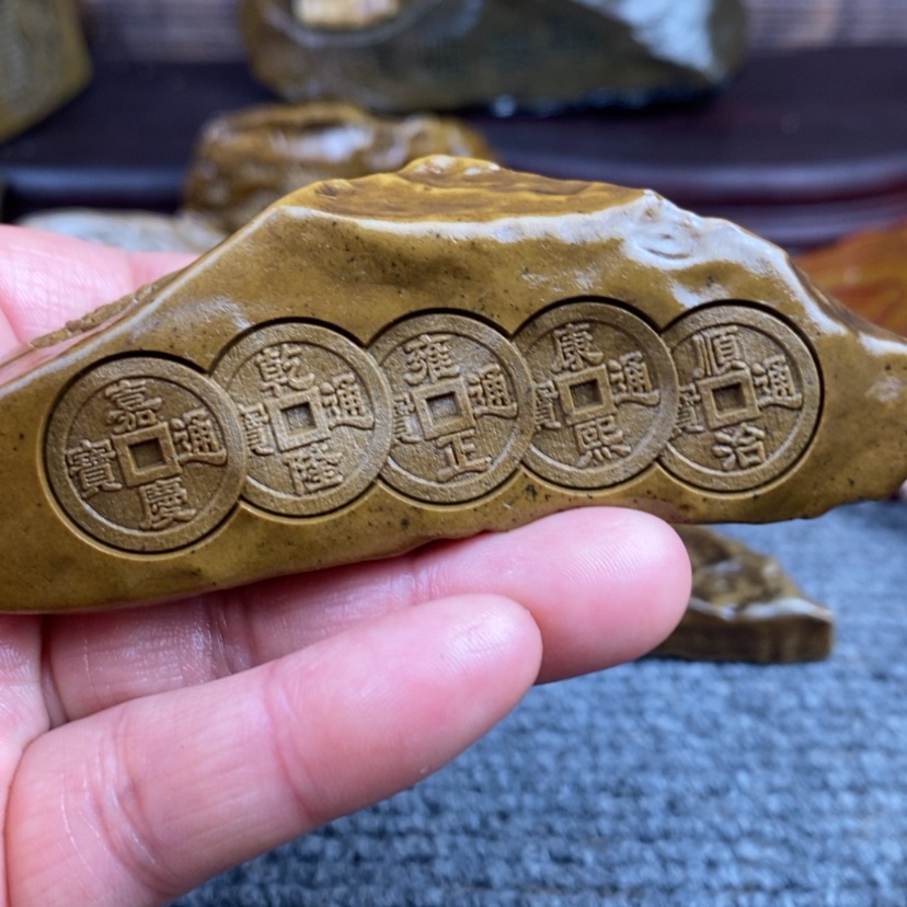 【闪购商品】用**苦原石雕刻