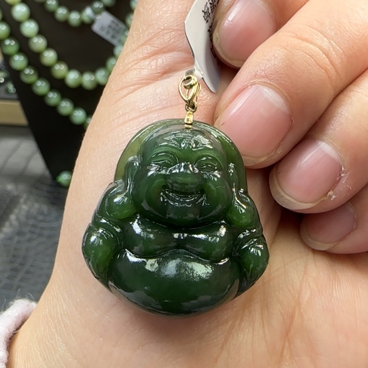 和田玉吊坠18K金镶嵌