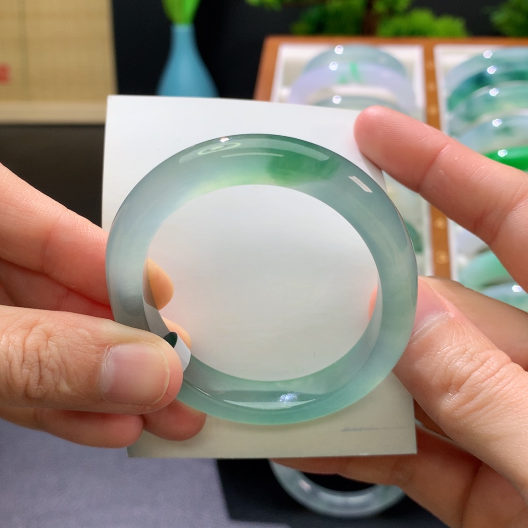 翡翠未镶嵌手镯闪购 10