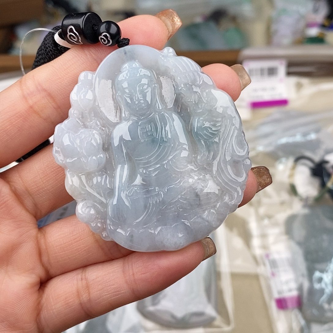 翡翠颈饰未镶嵌一