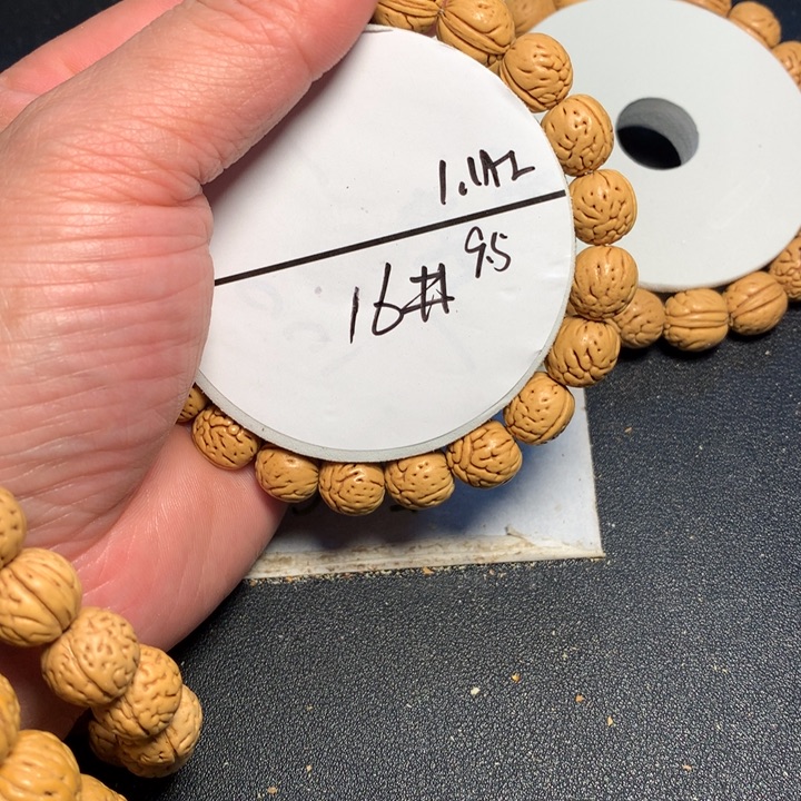 桃核吊坠16号健健康康了