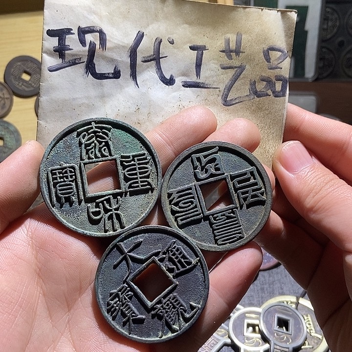 铜现代翻砂制作工艺品