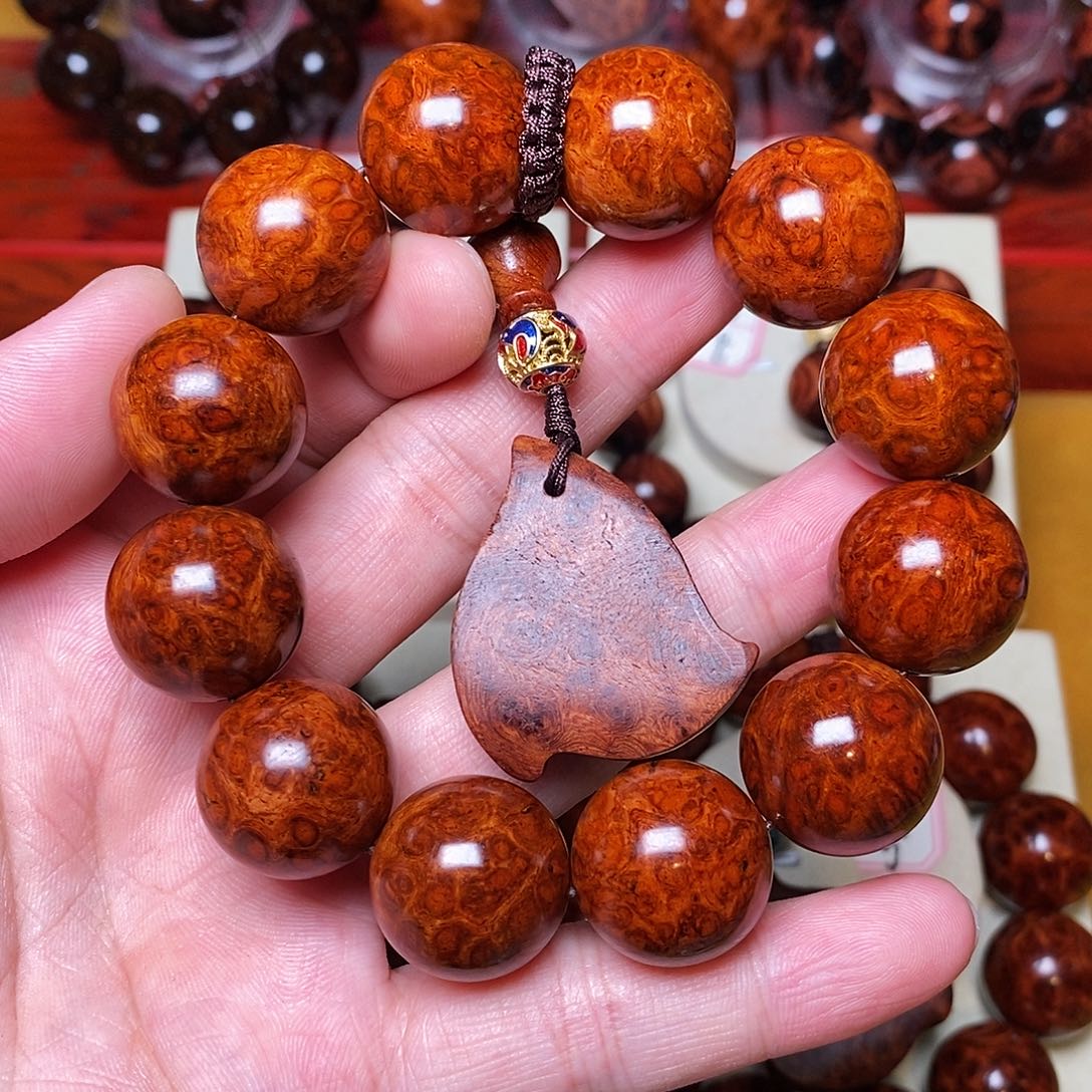 黄花梨/降香黄檀飞**士