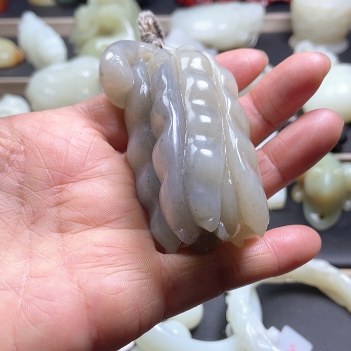 和田玉挂件未镶嵌