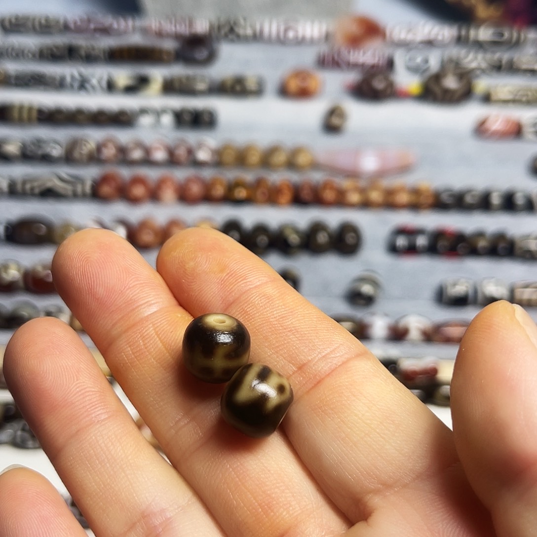 时***人玛瑙/玉髓合金颈饰