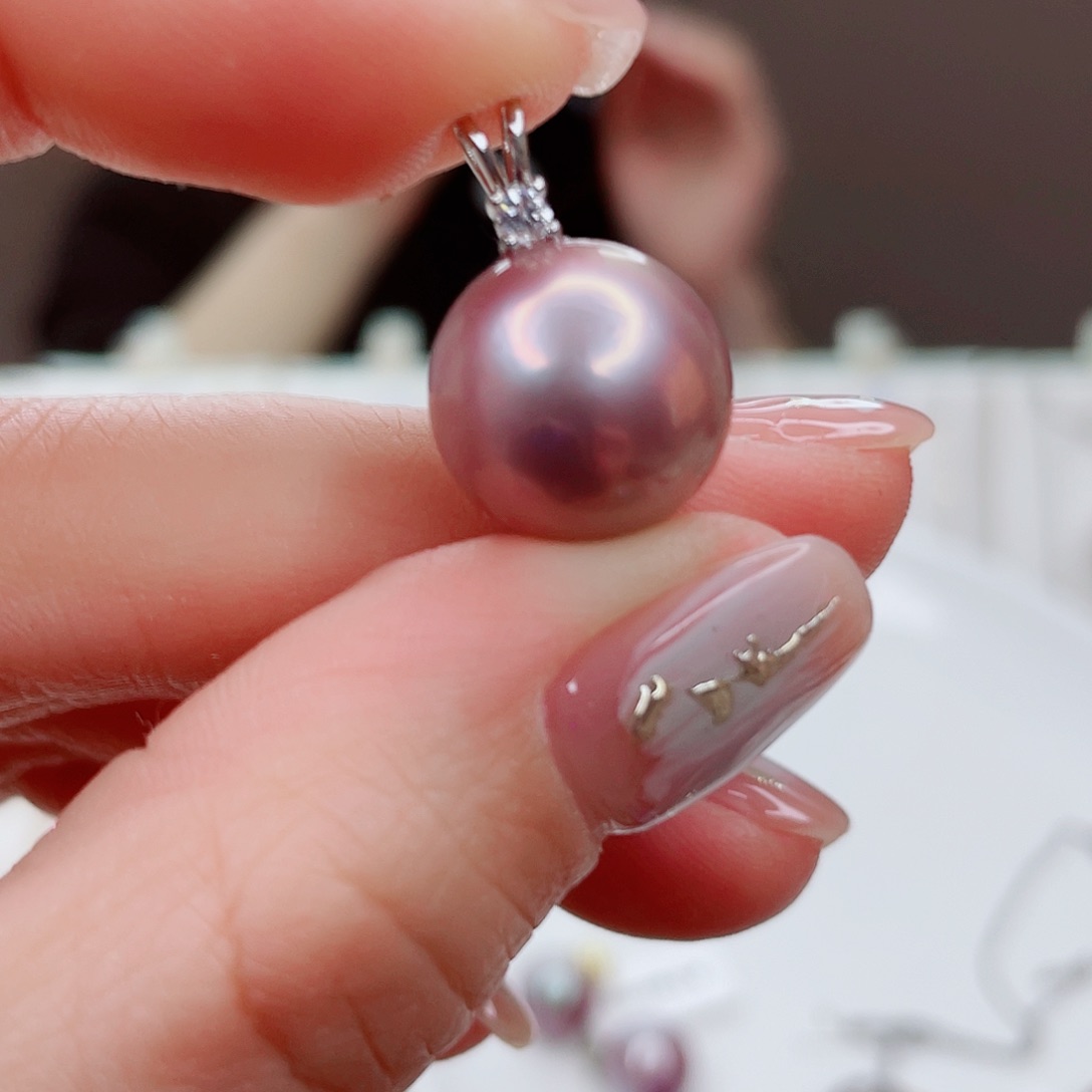 淡水珍珠吊坠(赠链)未镶嵌