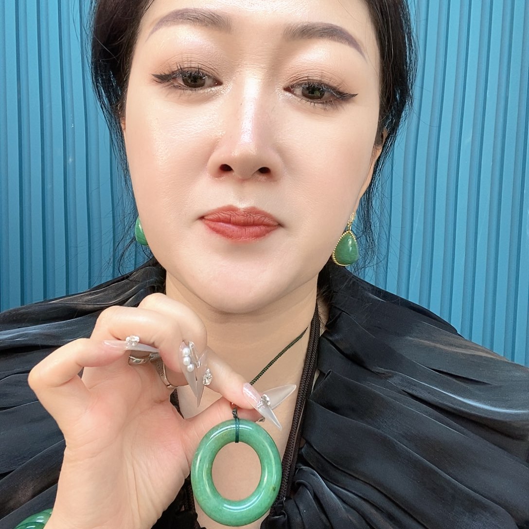 石英质玉手镯合金