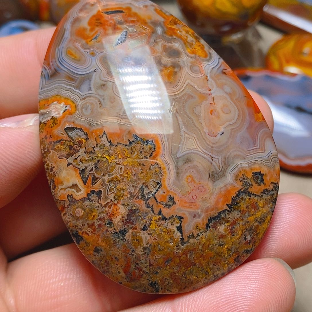 未镶嵌颈饰玛瑙/玉髓贫**农