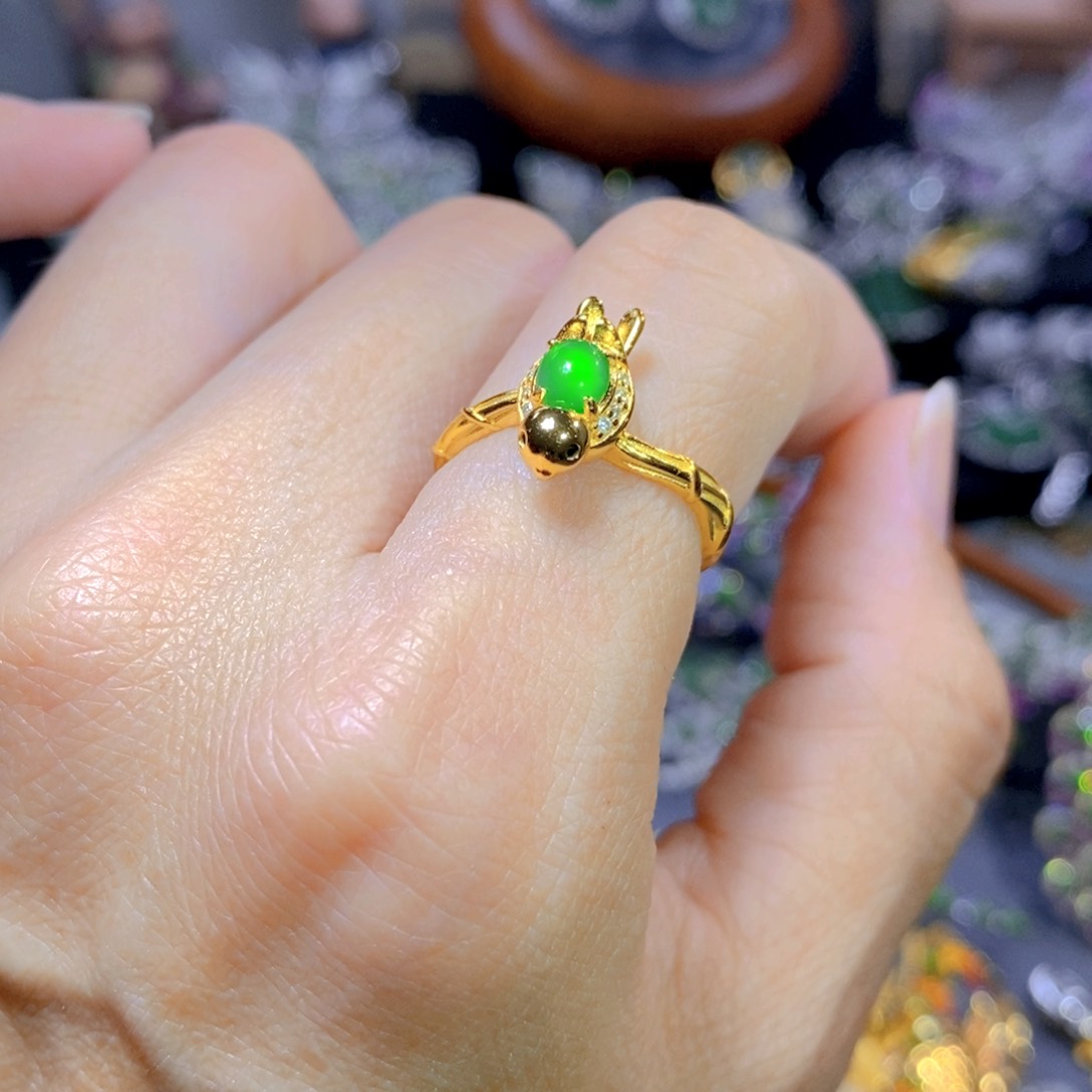 翡翠颈饰银S925镶嵌天然翡翠