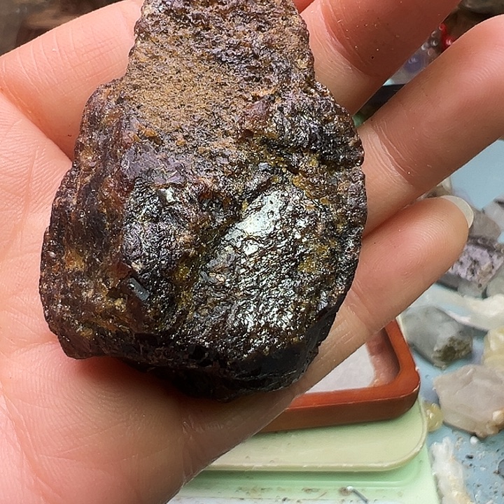 昂***水晶未镶嵌珠宝半成品