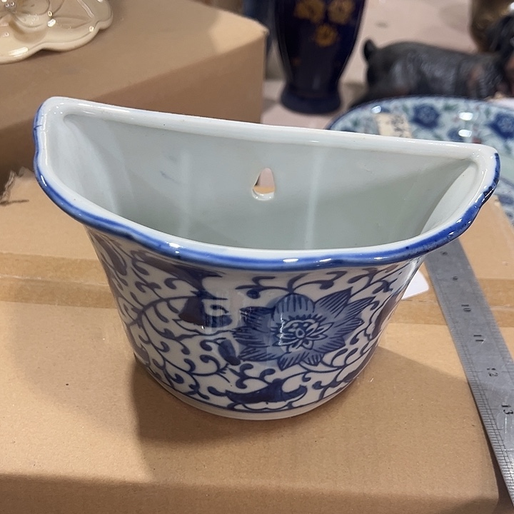 瓷片瑕。。。。。。。。。。。。。。。