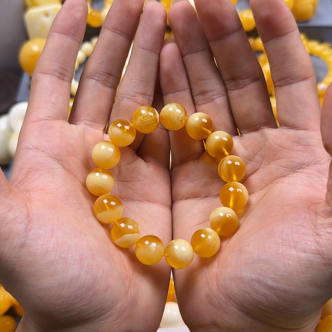 琥珀珠宝奇石未镶嵌