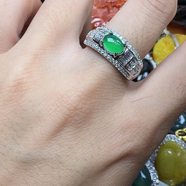 颈饰未镶嵌翡翠翡翠