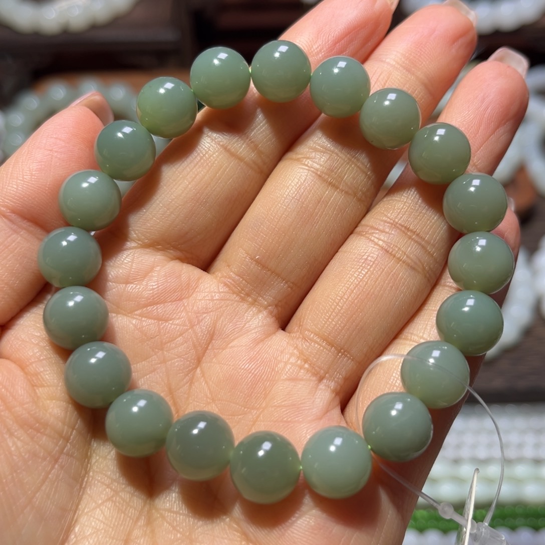 和田玉未镶嵌手链