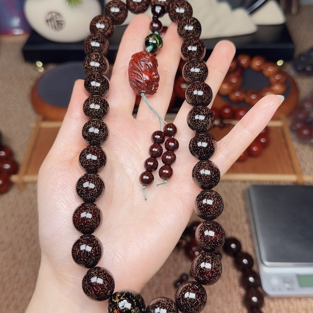 石***强檀香紫檀（小叶紫檀）1.5平