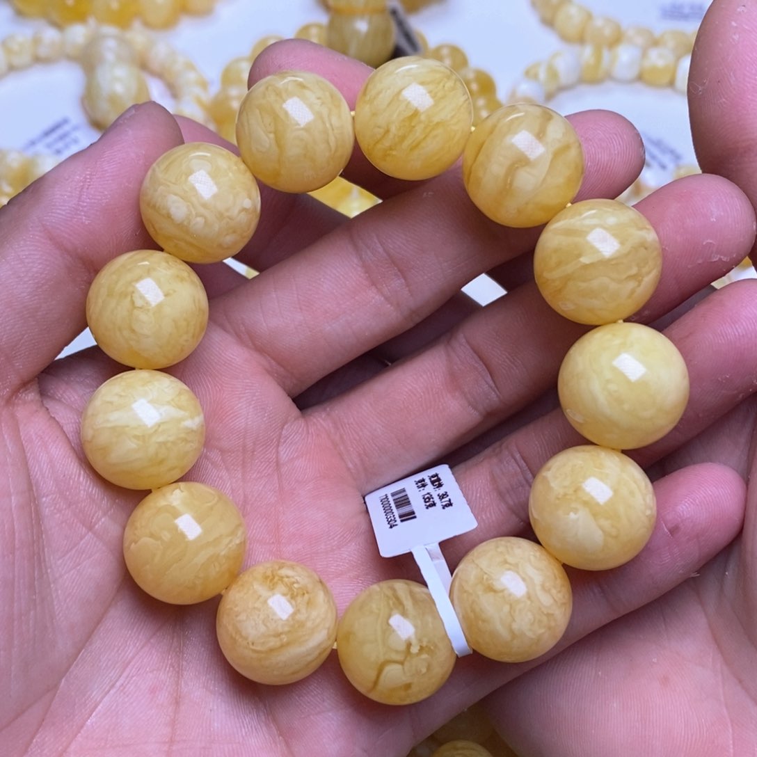 【闪购商品】蜜蜡裸石未镶嵌17+圆珠手串