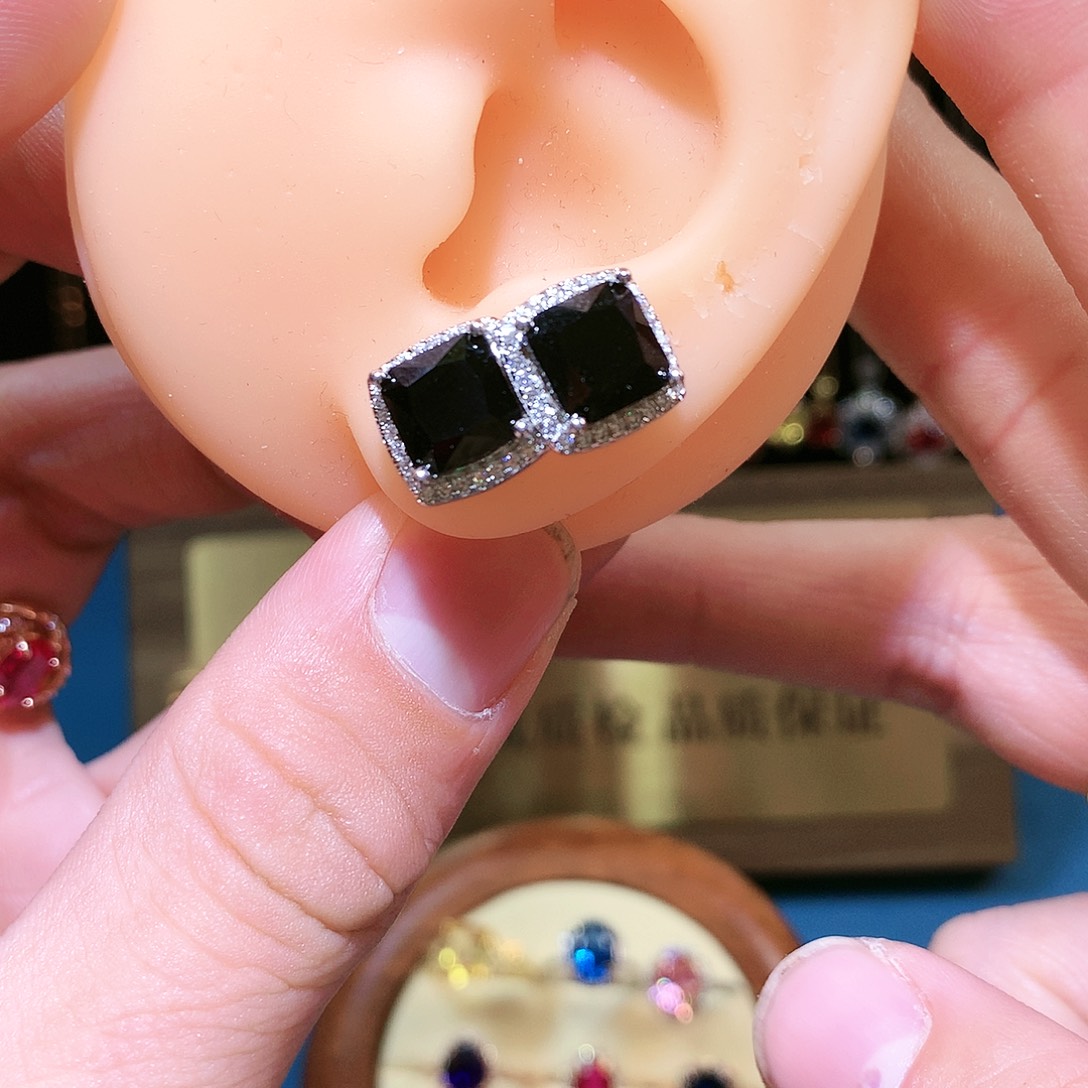 蓝宝石耳饰银S925镶嵌