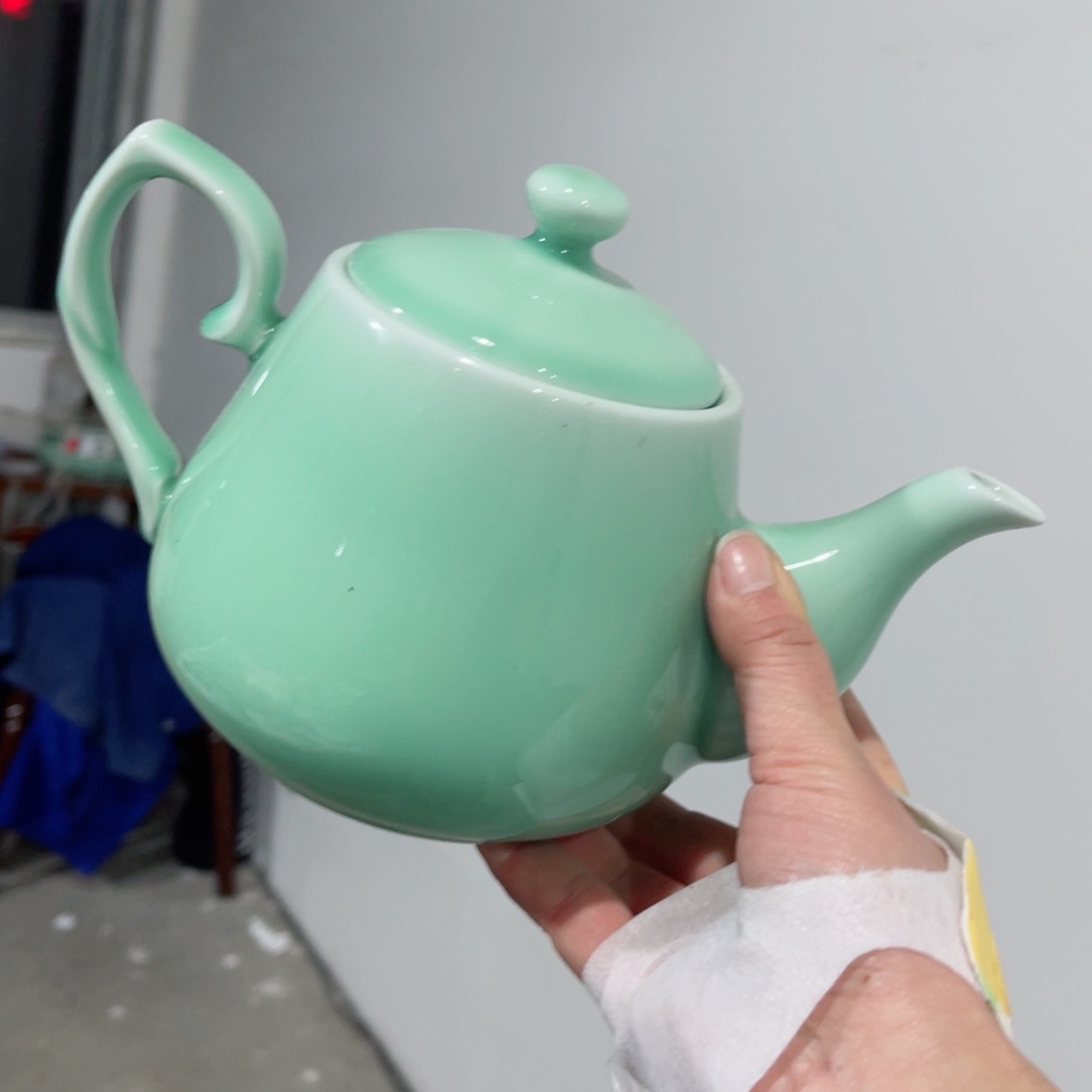 瓷片哈哈哈哈哈哈哈哈呼呼