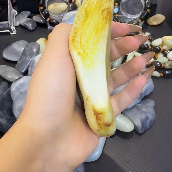 满***号和田玉未镶嵌挂件