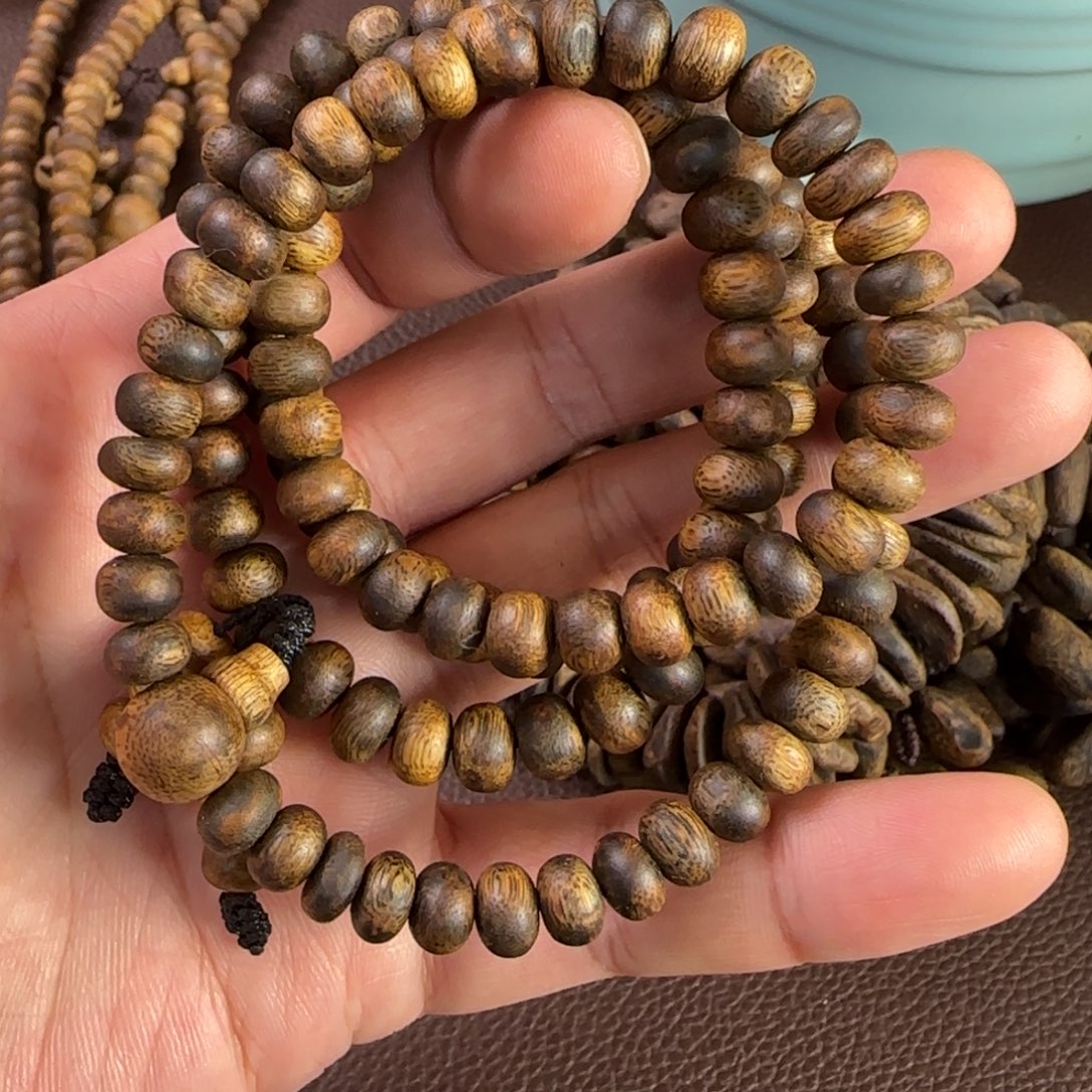 手串沉香奇楠金沙叶算盘珠0.8，24克