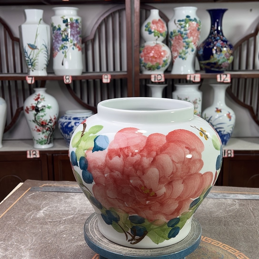 陶摆件景德镇陶瓷大口红牡花