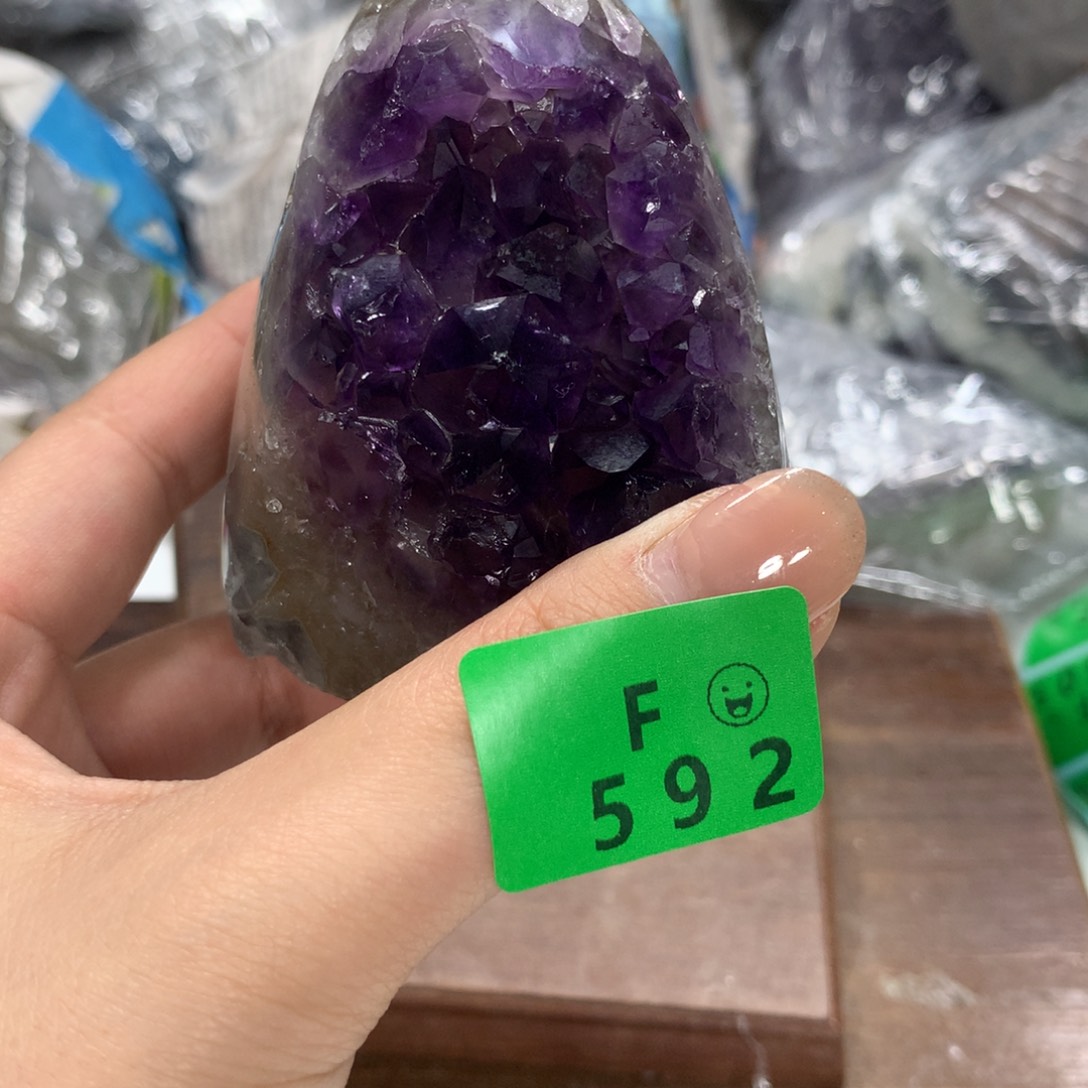 紫晶大型摆件（非配饰）未镶嵌