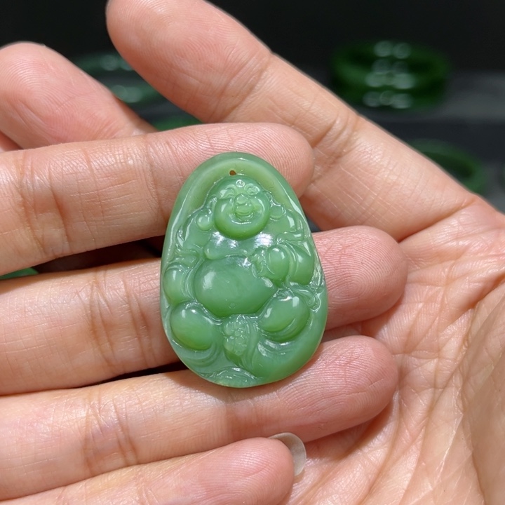 和田玉（碧玉）颈饰未镶嵌黄****行