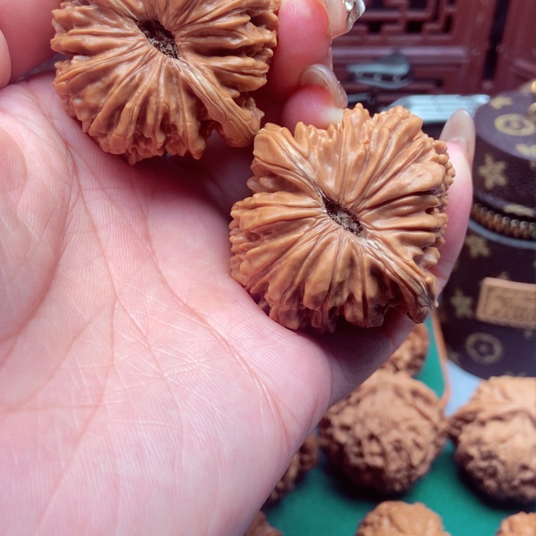 文玩核桃吊坠?篓子45