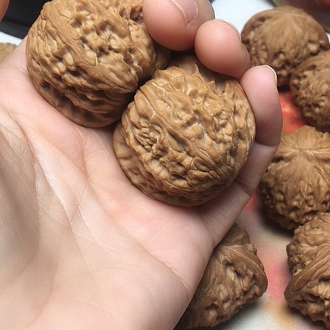 把件文玩核桃磨盘狮子头