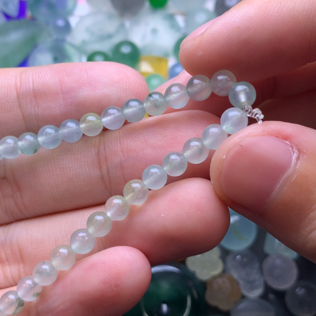 定制翡翠未镶嵌挂件