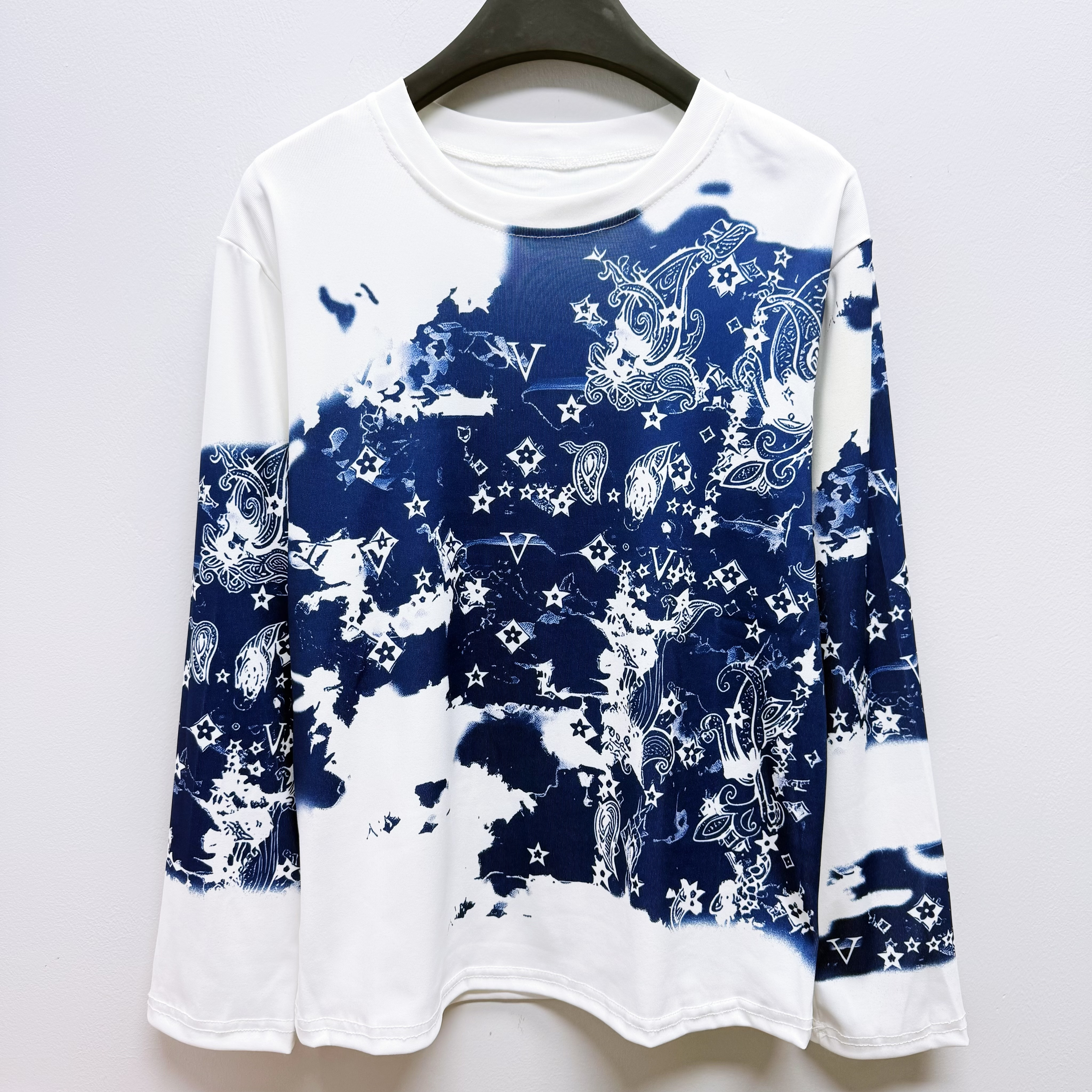 蓝色印花设计感长袖上衣女款1493