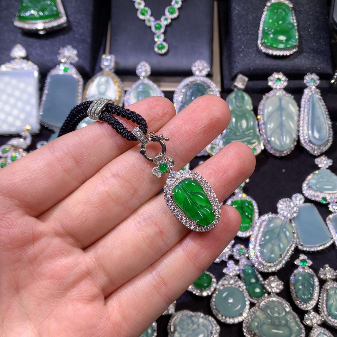 翡翠挂件未镶嵌林*宝8865556778