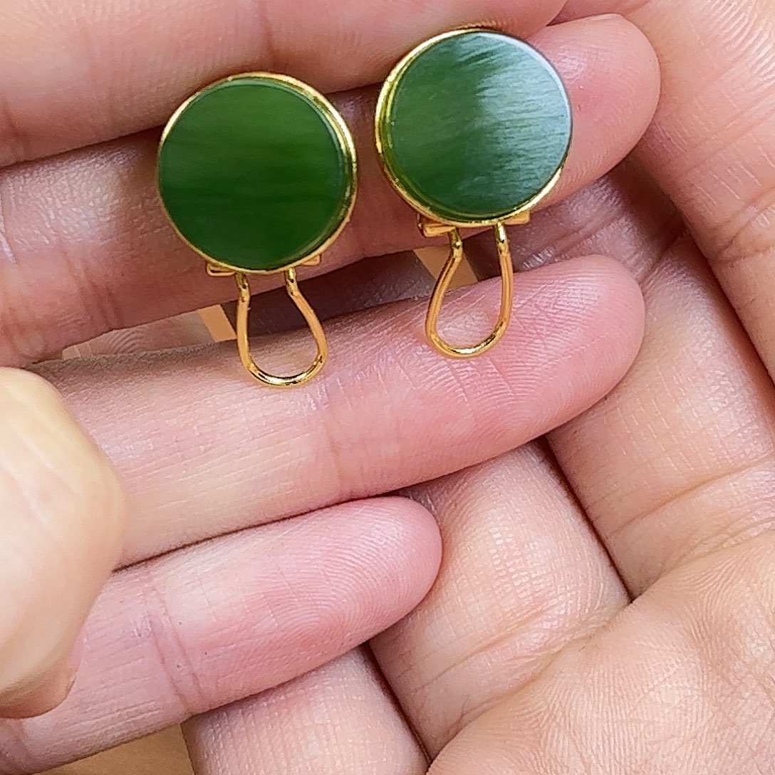 小***℡和田玉银S925镶嵌耳饰