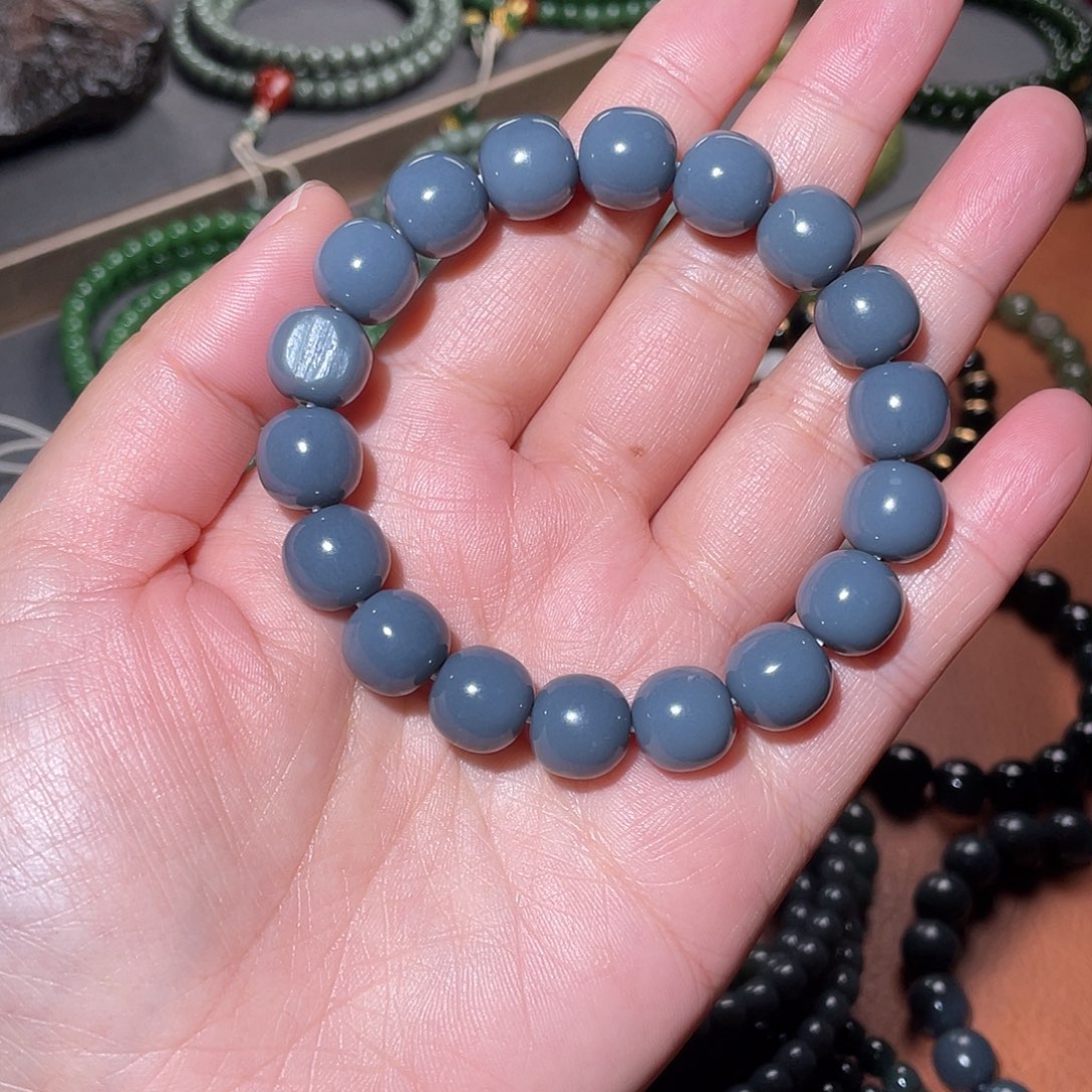 今***天和田玉未镶嵌挂件