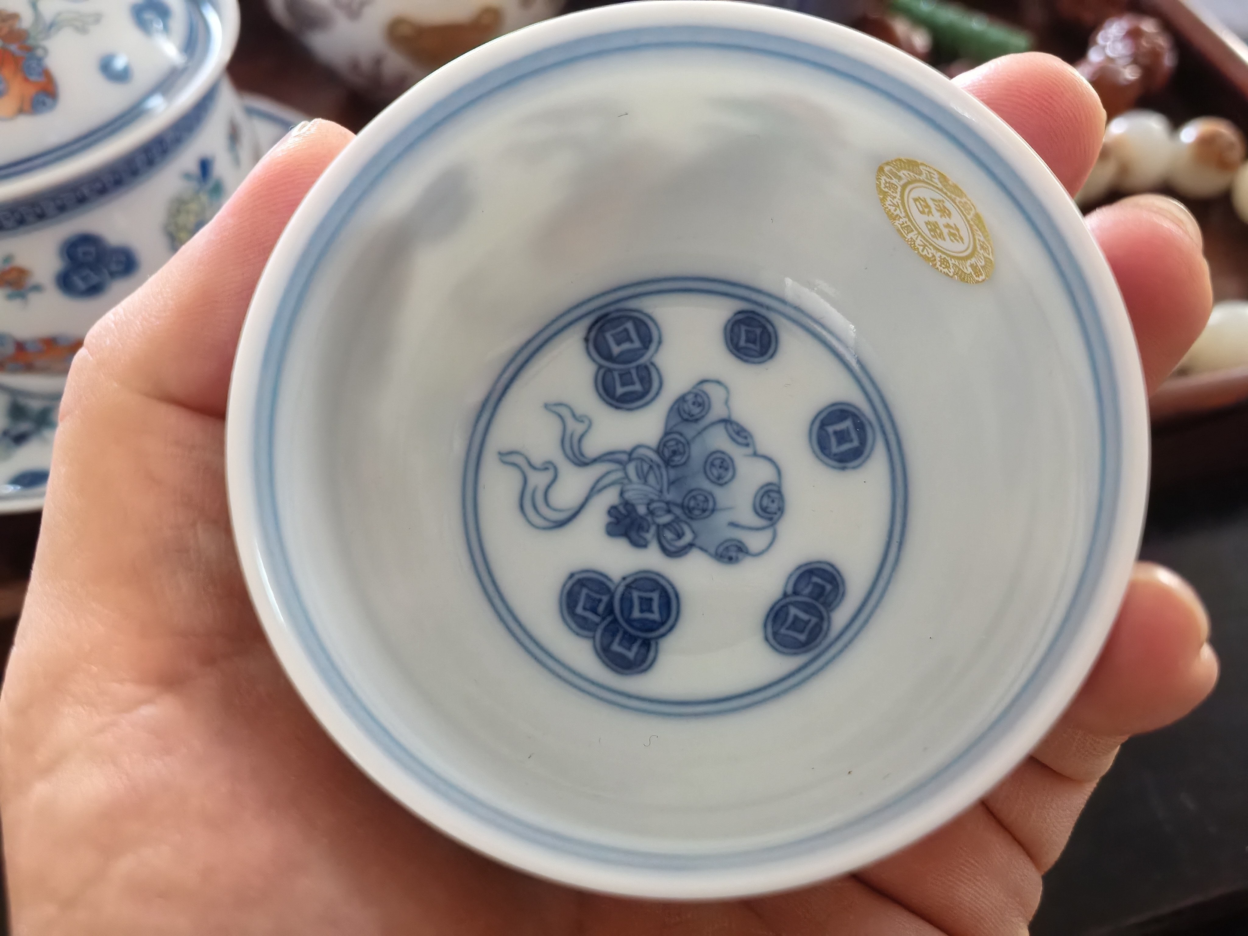 涂杏花老师斗彩钱袋子杯